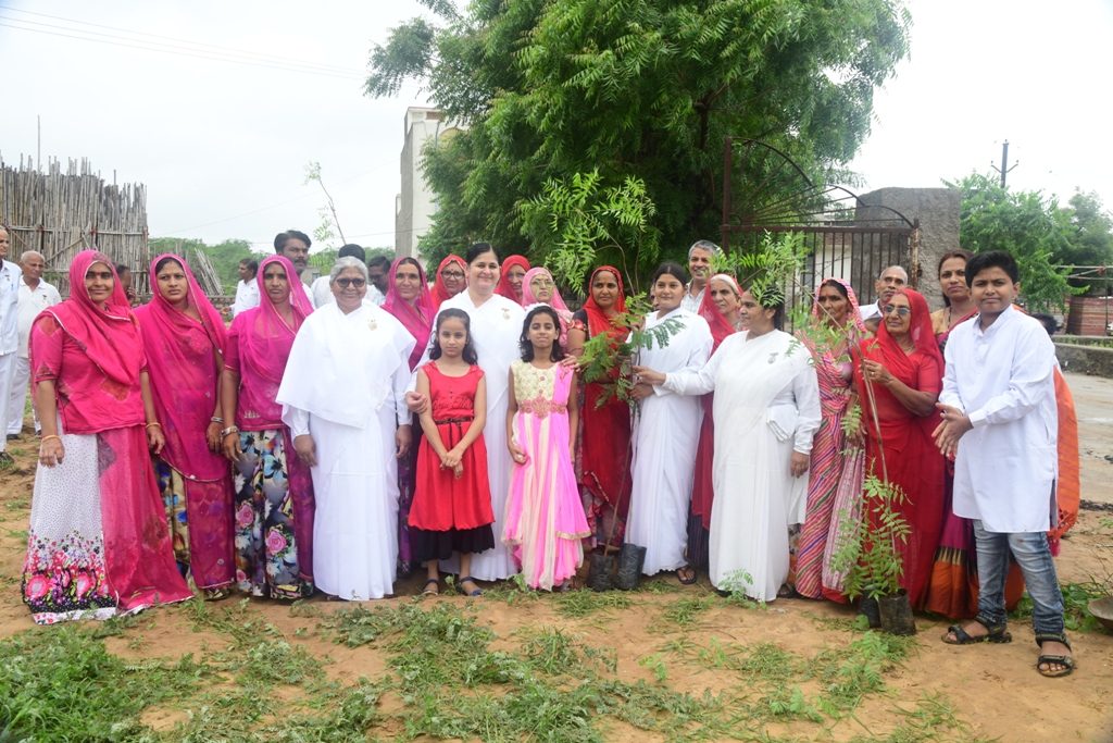 Rakshabandhan is Celebrated in Prabhu Vardan Bhawan